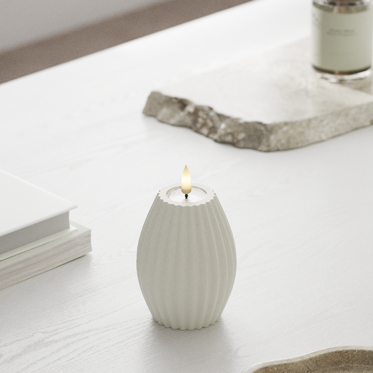 LED Kerze Gerillt D7,5 x 10 cm - Echtwachs - 3D Flamme - Nordicflame-de
