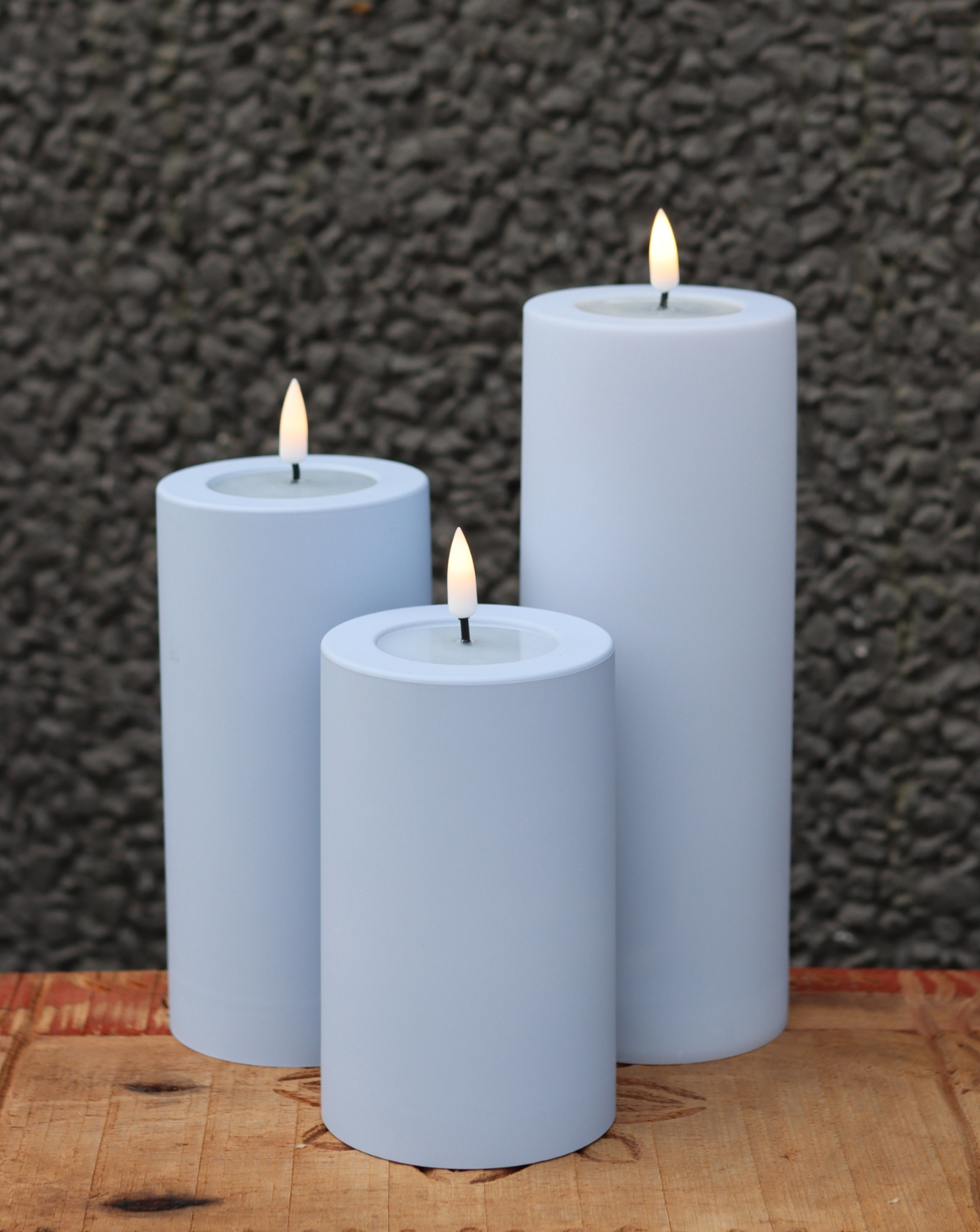 Monatspaket | Outdoor LED-Kerzenset Staubiges Blau | 3D Flamme