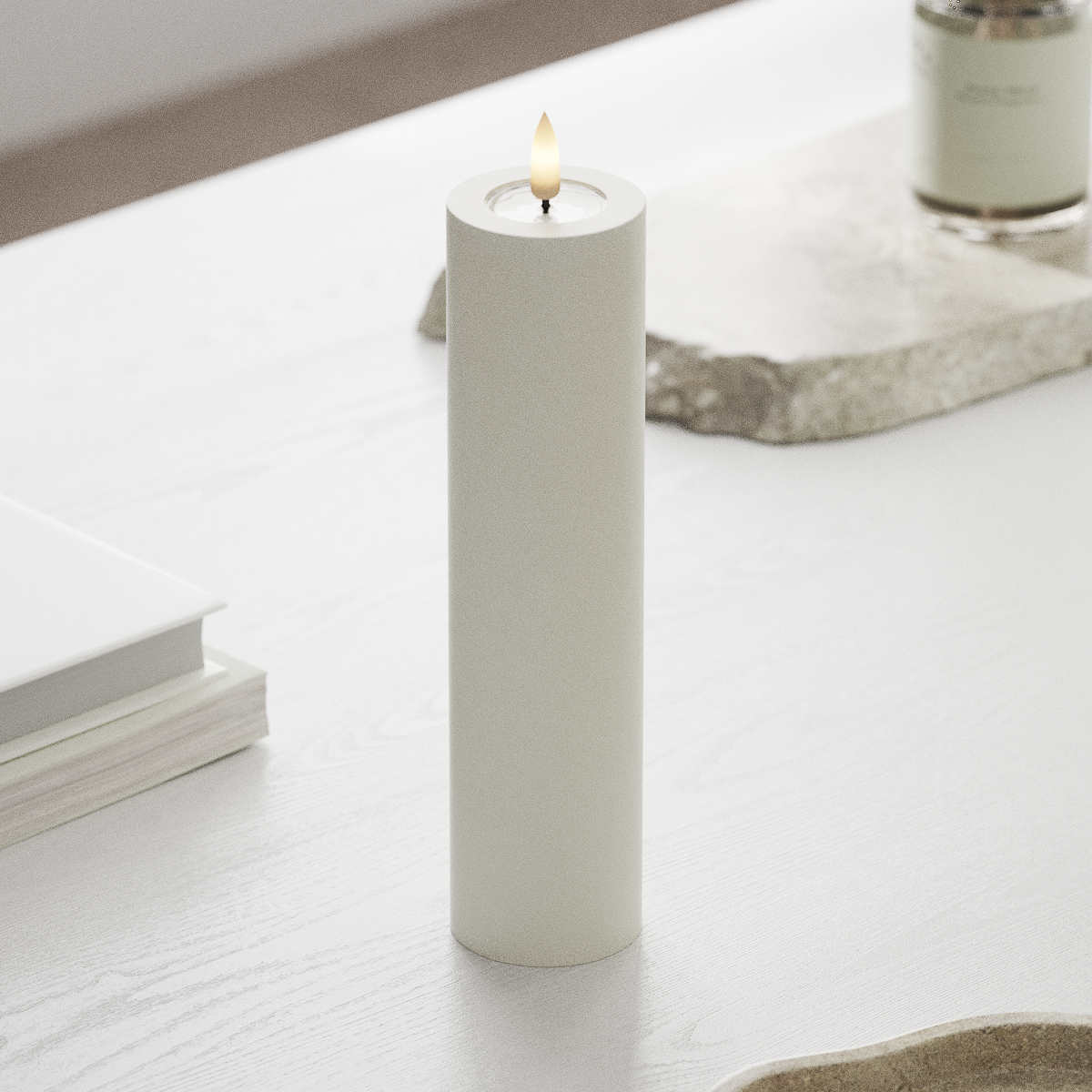 LED-Kerze D5 x 20 cm - Deluxe Echtwachs - Realistische 3D Flamme - Nordicflame-de