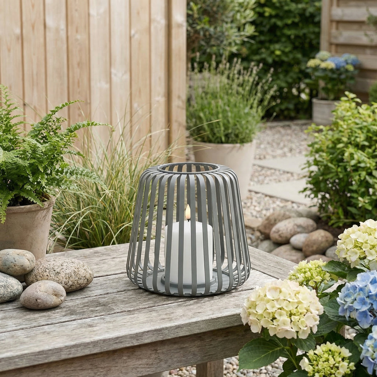 Metall-Laterne inkl. LED-kerzen – Outdoor