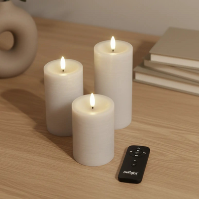 3er-Set LED Stumpenkerzen innen – Weiß mit Fernbedienung & realistischer 3D-Flamme Deluxe Homeart
