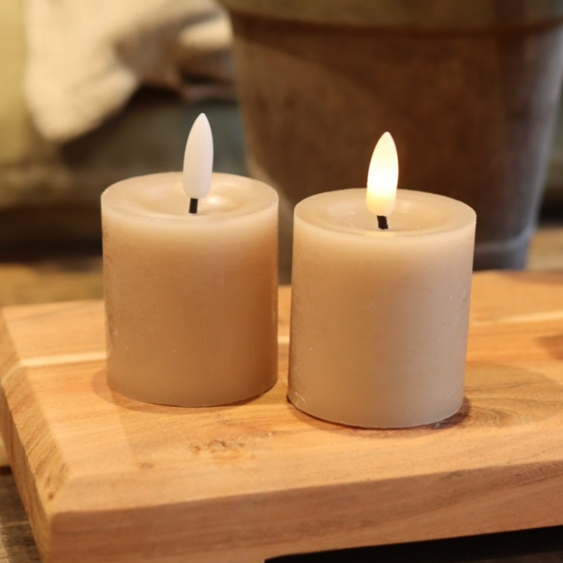 2er-Pack LED-Stumpenkerzen in Sand mit realistischer 3D flamme - Nordicflame-de
