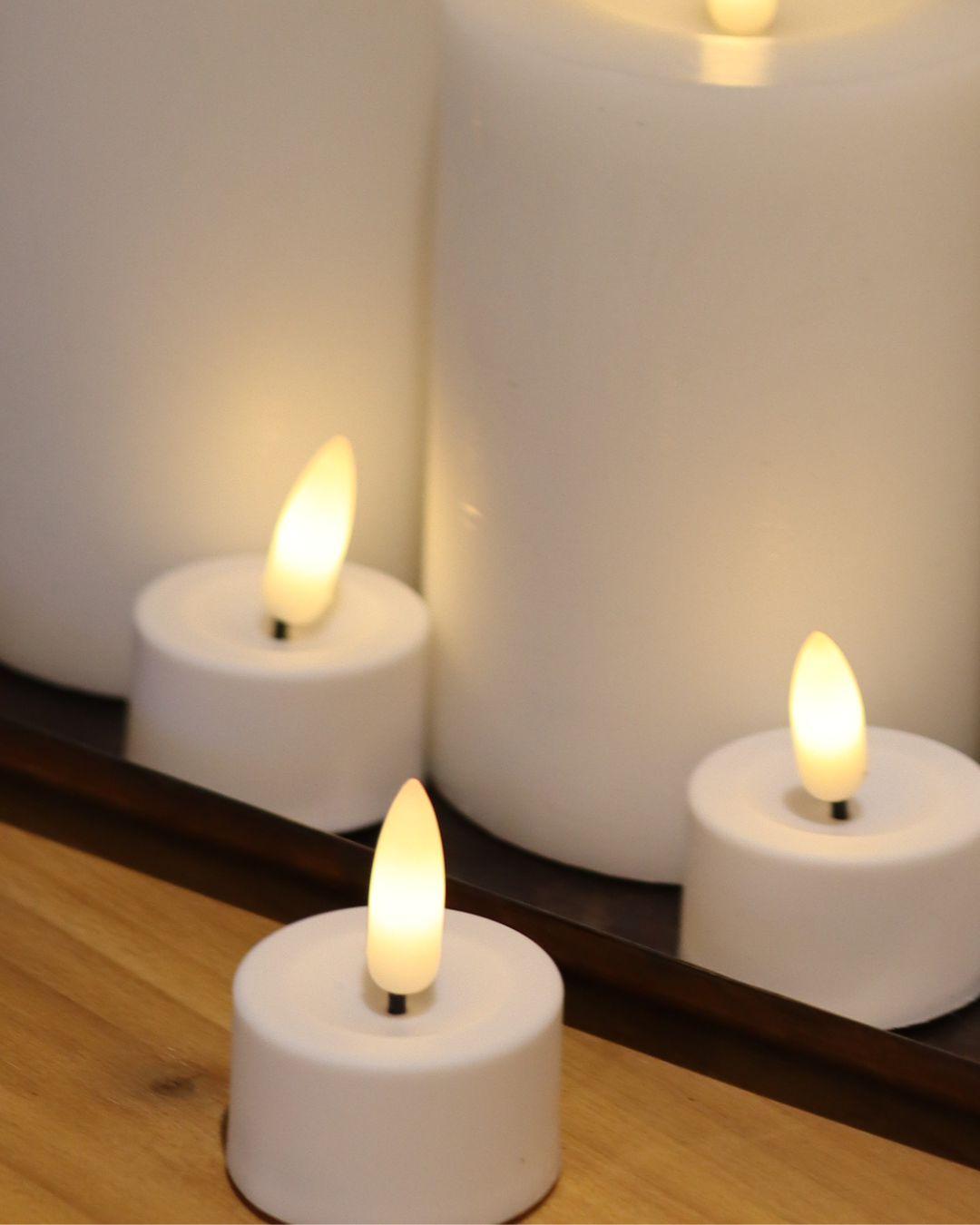 Großes LED-Kerzenset mit 9 Kerzen und Fernbedienung - Weiß - Nordicflame-de