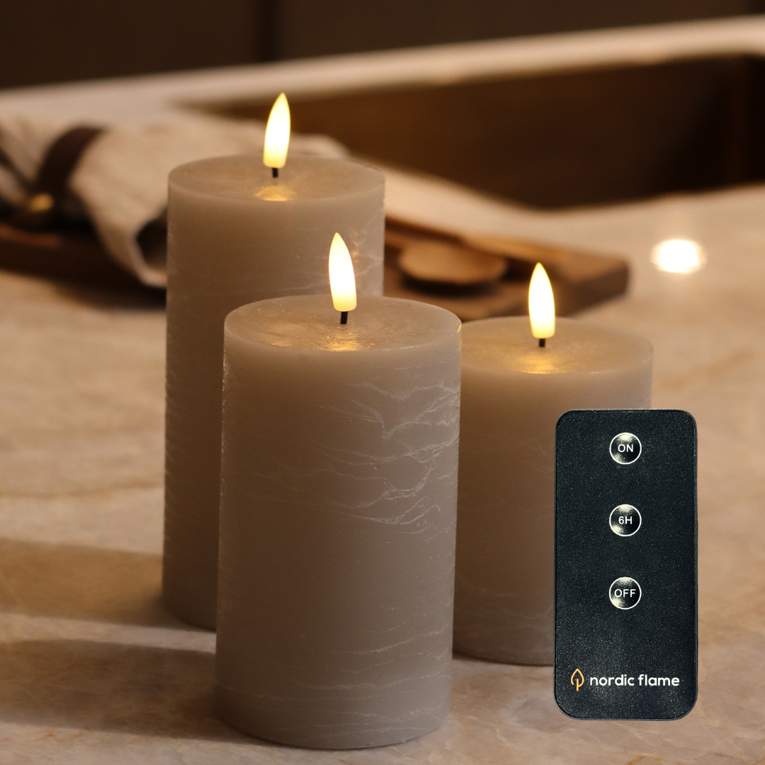 LED Kerzenset - Rustik-Optik  3D Flamme - 3 Größen - Timer - Sandfarbe - 3er Set - inkl Fernbedienung - Nordicflame-de