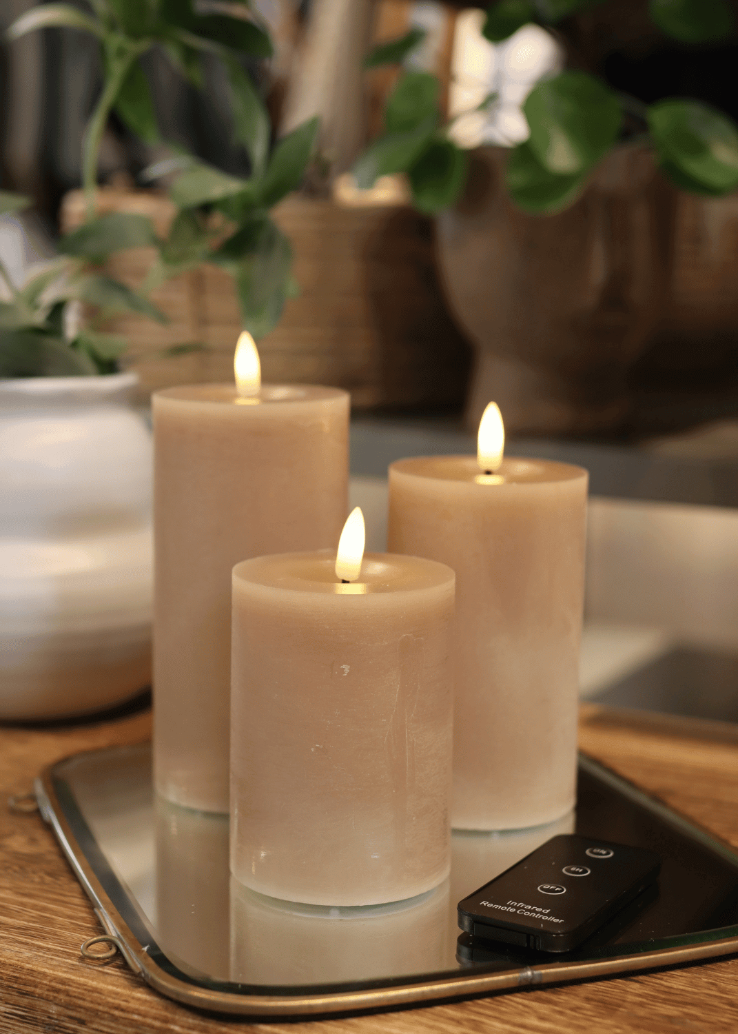 LED-Stumpenkerzen Set mit 3 Kerzen & Fernbedienung - Sandfarbene - Nordicflame-de
