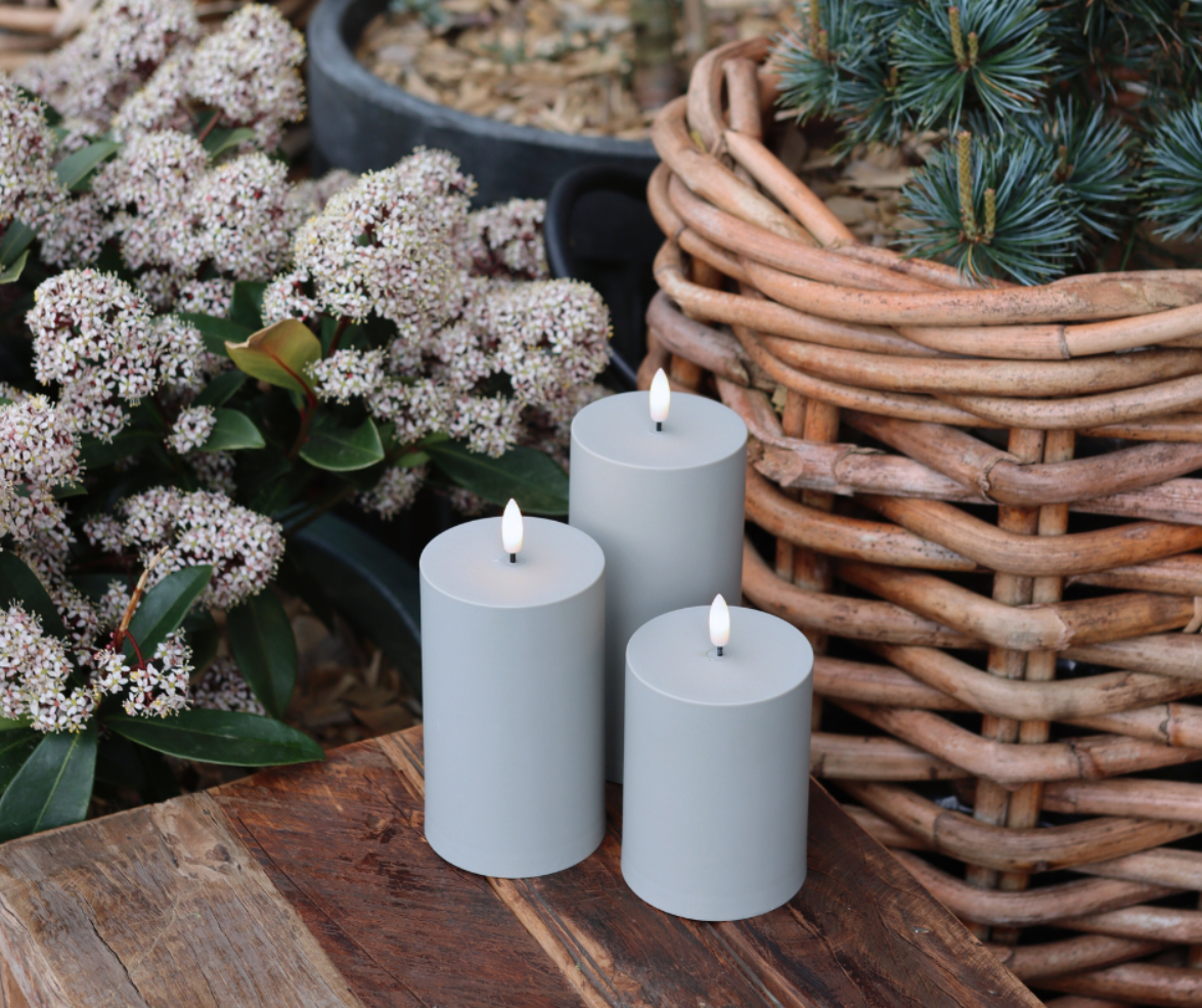 Outdoor LED-Kerzen 3er-Pack Grau für den Außenbereich - inkl Fernbedienung - Nordicflame-de