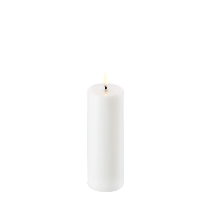 Uyuni LED-Stumpenkerze, Nordic White, Smooth, Ø5,8 x H15 cm – Jetzt entdecken | Schnelle Lieferung & sichere Zahlung