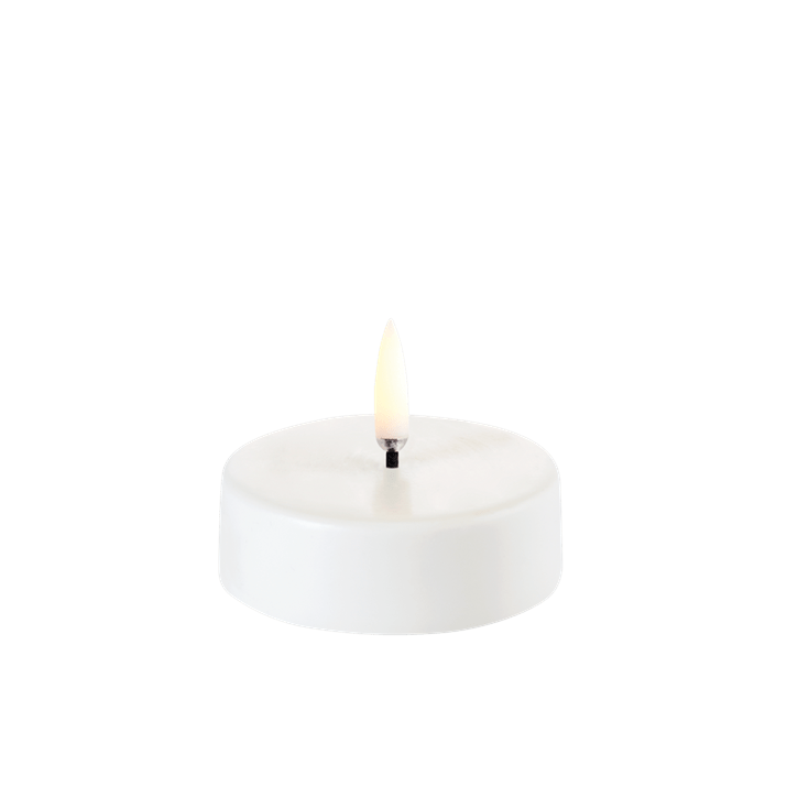 Uyuni LED-Teelicht Maxi, Nordic White Wax, Smooth, Ø6,1 x H2,2 cm – Jetzt entdecken | Schnelle Lieferung & sichere Zahlung